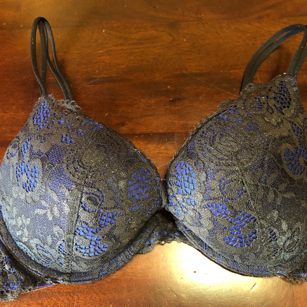Victoria’s Secret Lace Bra, Size 34D